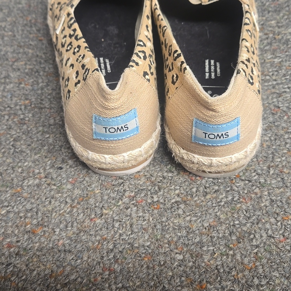TOMS Tan Leopard Print Espadrilles - Picture 3 of 4